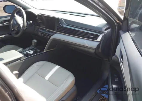 2025 Toyota Camry Se из США, поврежденный, VIN 4T1DAACK6SU158111